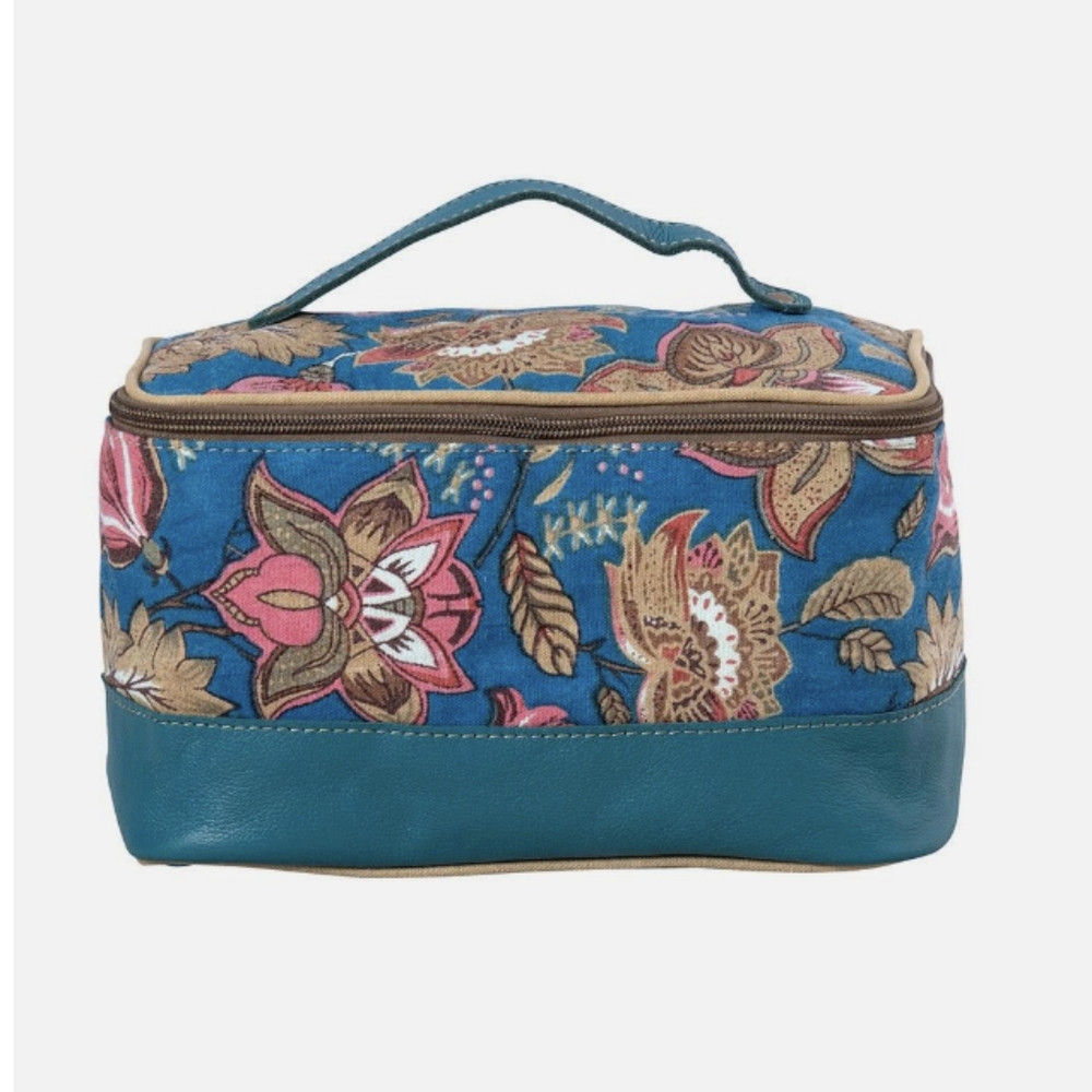 Bethlander trail make up kit